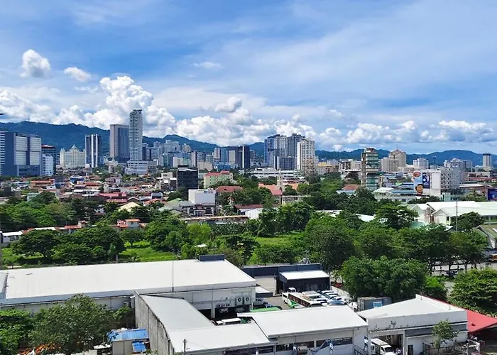 Hotel View At San Marino Cebu